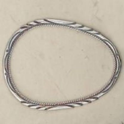 Picture of Sterling Silver Machine Cast Taper Oval Bolo Border, 1-3/8" x 2-3/8"