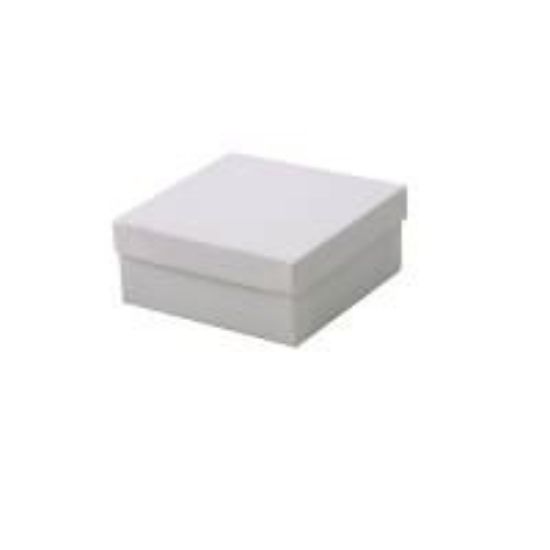 Picture of White Cotton Filled Gift Box 3 1/2 x 3 1/2 x 1 1/2 Inch