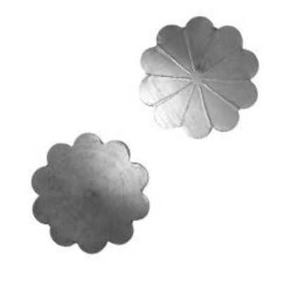 Picture of Sterling Silver Stamped Rosette X-Large 1/2"