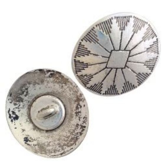 Picture of Base Metal Tsaile Concho w/ Loop 22x25mm<br/>10 Conchos