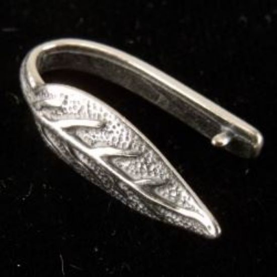Picture of Silver Plated Leaf Design Pinch Bail 6x18mm. JBB Finding