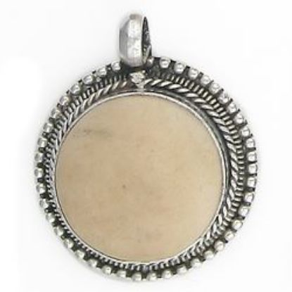 Picture of Round Bone Base Metal Pendant 29mm