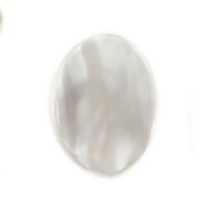 Picture of Mother Of Pearl Oval Cabochon 22x30mm