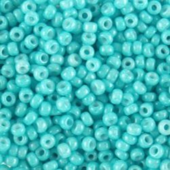 Picture of Opaque Emerald Seed Bead #412C / Size 11<br />Approximately 25 Grams