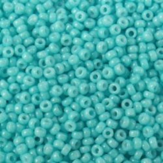 Picture of Size 15 Seed Bead, Opaque Emerald #412C, Approximately 25 Grams
