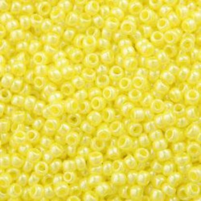 Picture of Size 15 Seed Bead, Opaque Lustre Yellow #422, Approximately 25 Grams