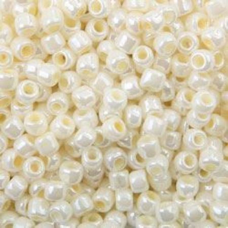 Picture for category Japanese Size 8 Opaque Seed Beads