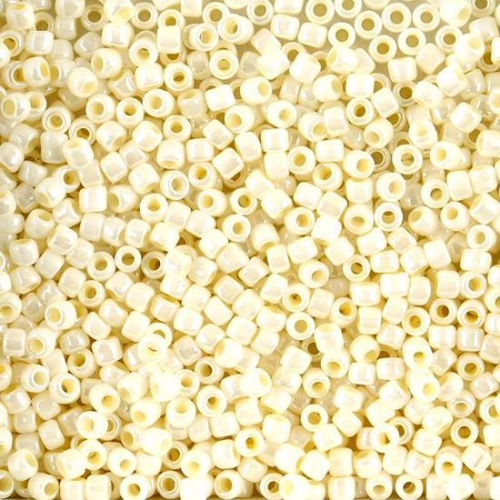 Picture of Opaque Lustre Mother of Pearl Seed Bead #421B / Size 8<br />Approximately 25 Grams