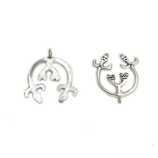 Picture of Silver Plated Pewter Naja 30mm.