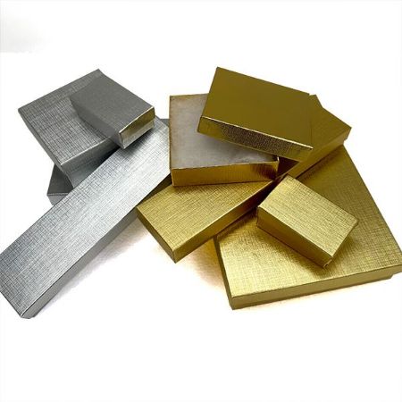 Picture for category Metallic Gift Boxes