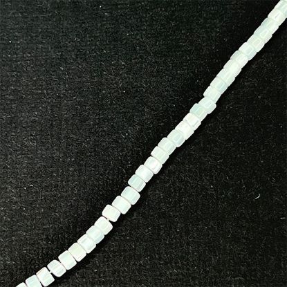 Picture of Mother Of Pearl Heishi Beads 3mm 16" Strand