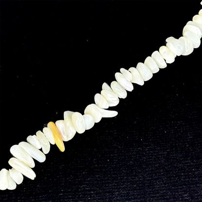 Picture of Mother Of Pearl Chip Bead 32" Strand