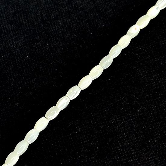 Picture of Mother Of Pearl Rice Bead 4x6mm 16" Strand