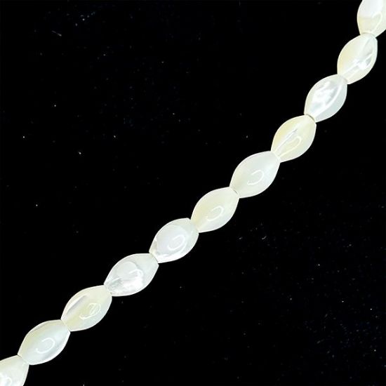 Picture of Mother Of Pearl Rice Bead 6x9mm 16" Strand