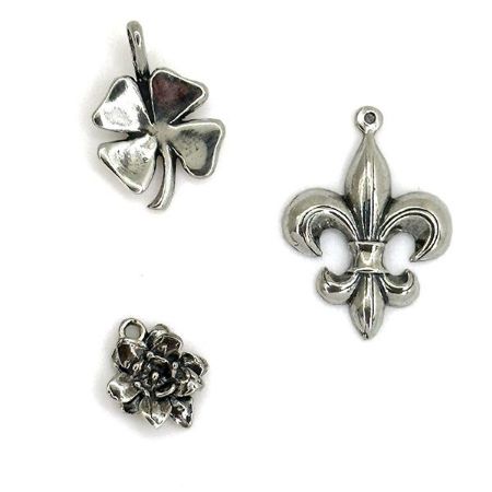 Picture for category Flower/Leaf Charms