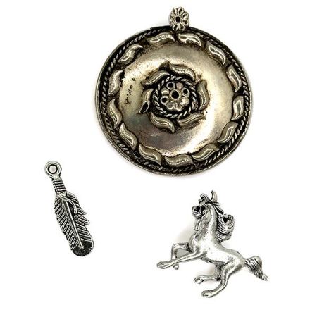 Picture for category Base Metal Pendants