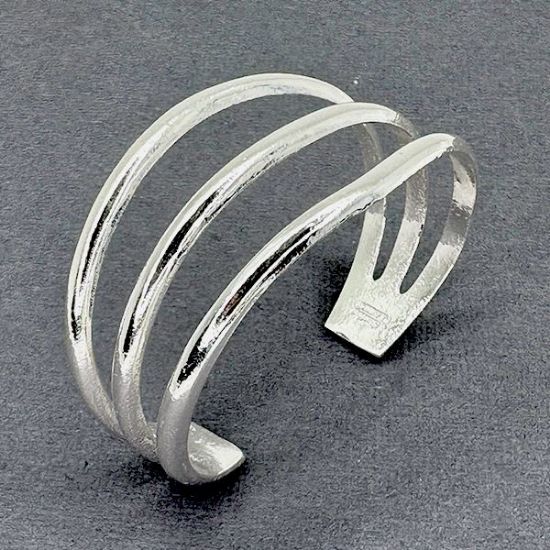 Picture of Sterling Silver "Nizhoni" Sandcast Bracelet